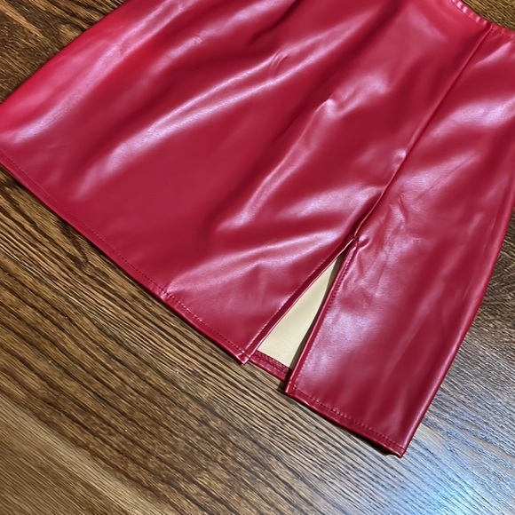 Women’s skirt - Picture 3 of 11